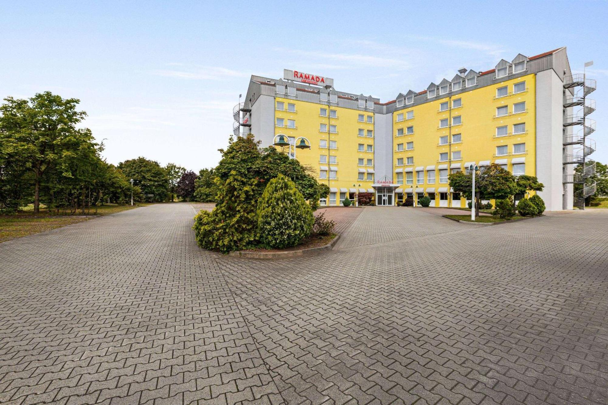 Konsul Hotel Kabelsketal Exterior foto
