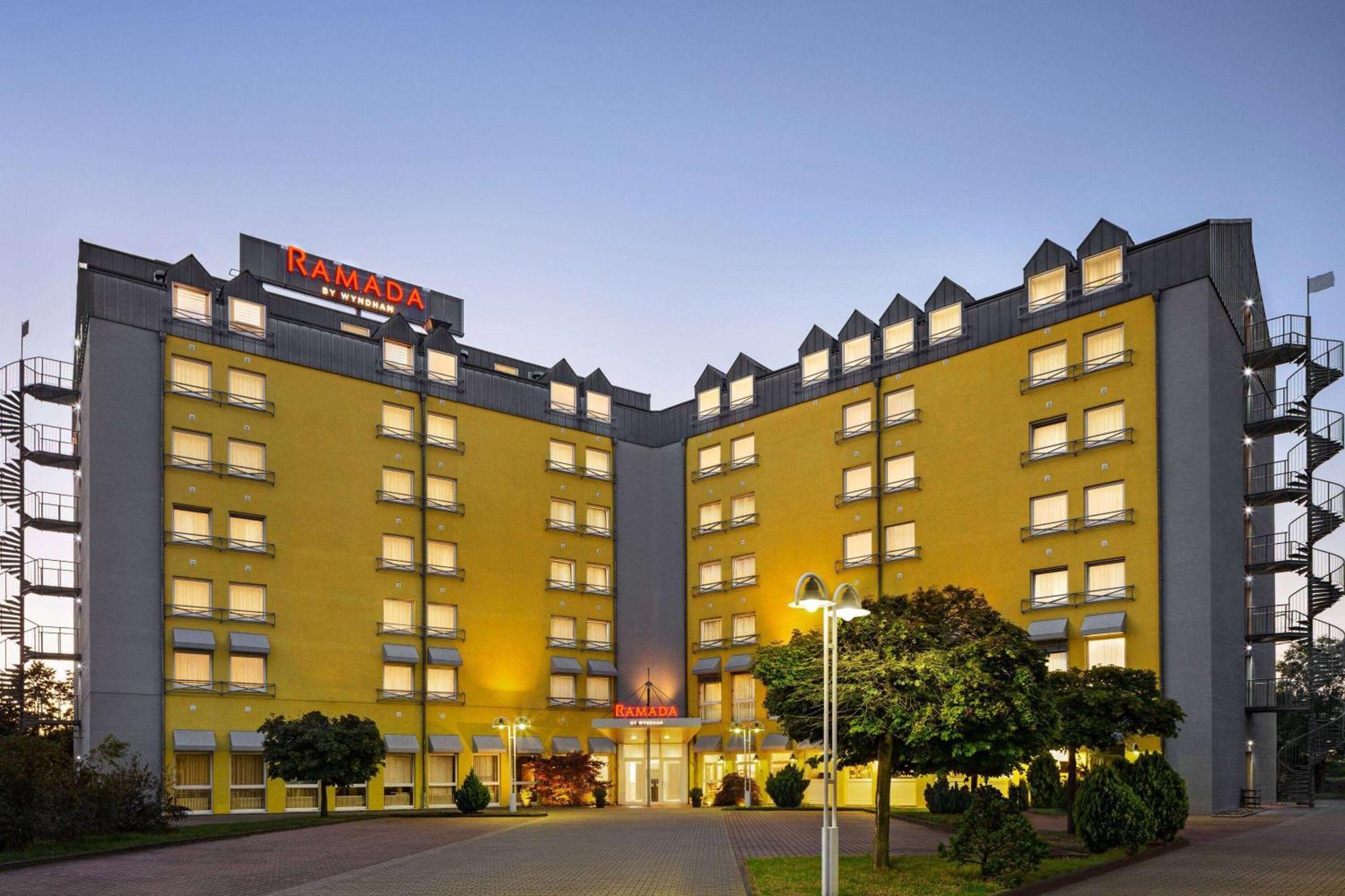Konsul Hotel Kabelsketal Exterior foto